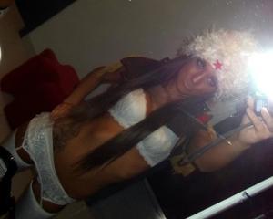 Meet local singles like Emilie from British Colombia who want to fuck tonight