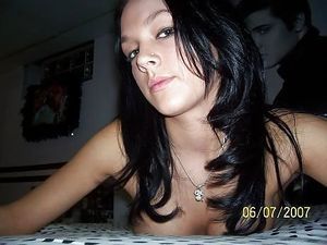 Karolyn from  is interested in nsa sex with a nice, young man