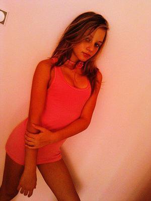 Looking for girls down to fuck? Eleanor from Massachusetts is your girl