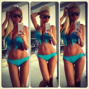 Andrea from Rhode Island is looking for adult webcam chat