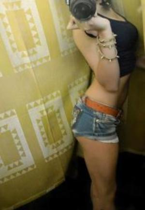 Looking for local cheaters? Take Kayden from Florida home with you