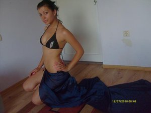 Looking for local cheaters? Take Janae from Ontario home with you