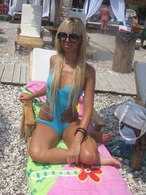 Nicole from Florida is looking for adult webcam chat