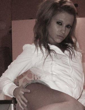 Maryam is a cheater looking for a guy like you!