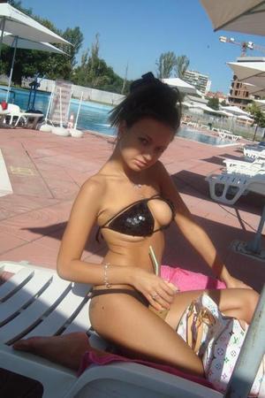 Meet local singles like Sydney from Texas who want to fuck tonight