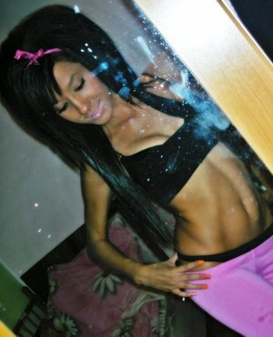 Alissa from Virginia is looking for adult webcam chat